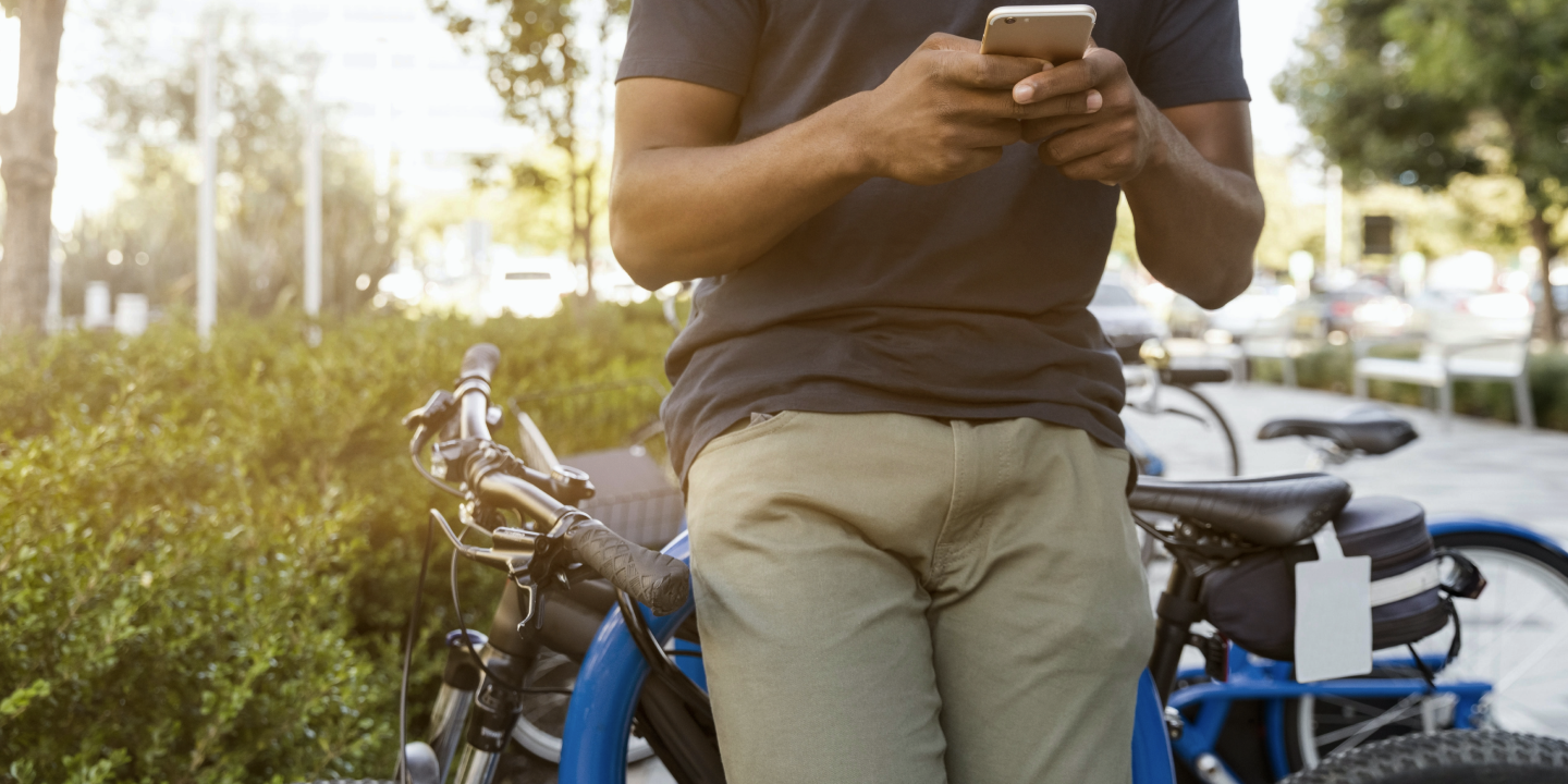 engage-customers-using-sms-holiday-period